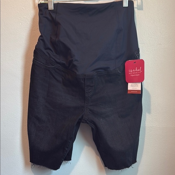 Isabel Maternity by Ingrid & Isabel Black Bermuda Shorts with Belly Support - Picture 7 of 11